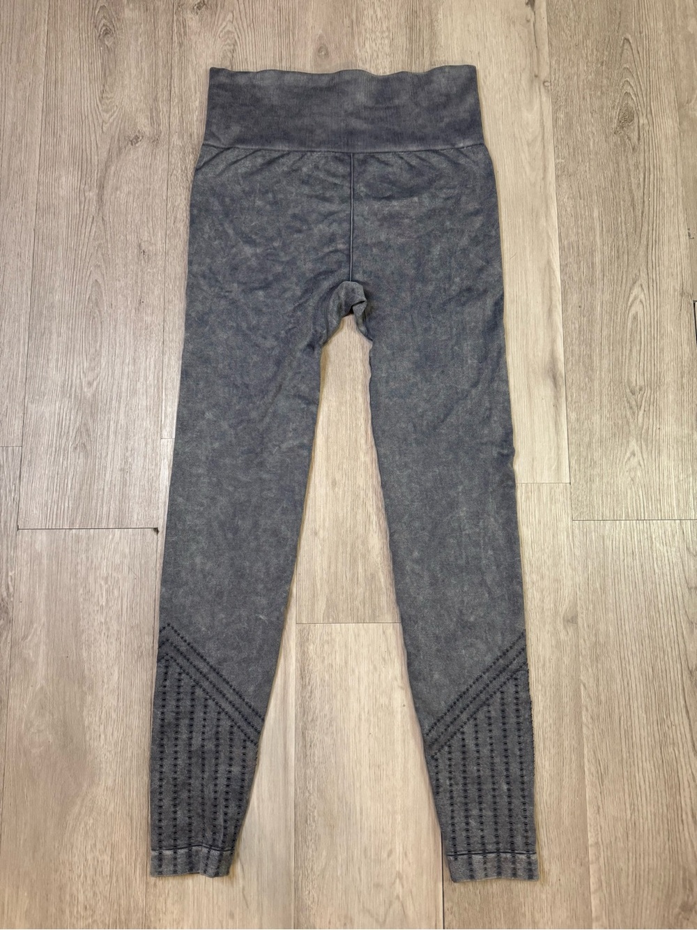 Freely Haven Lux Gray Leggings Eyelet Detail Size Small